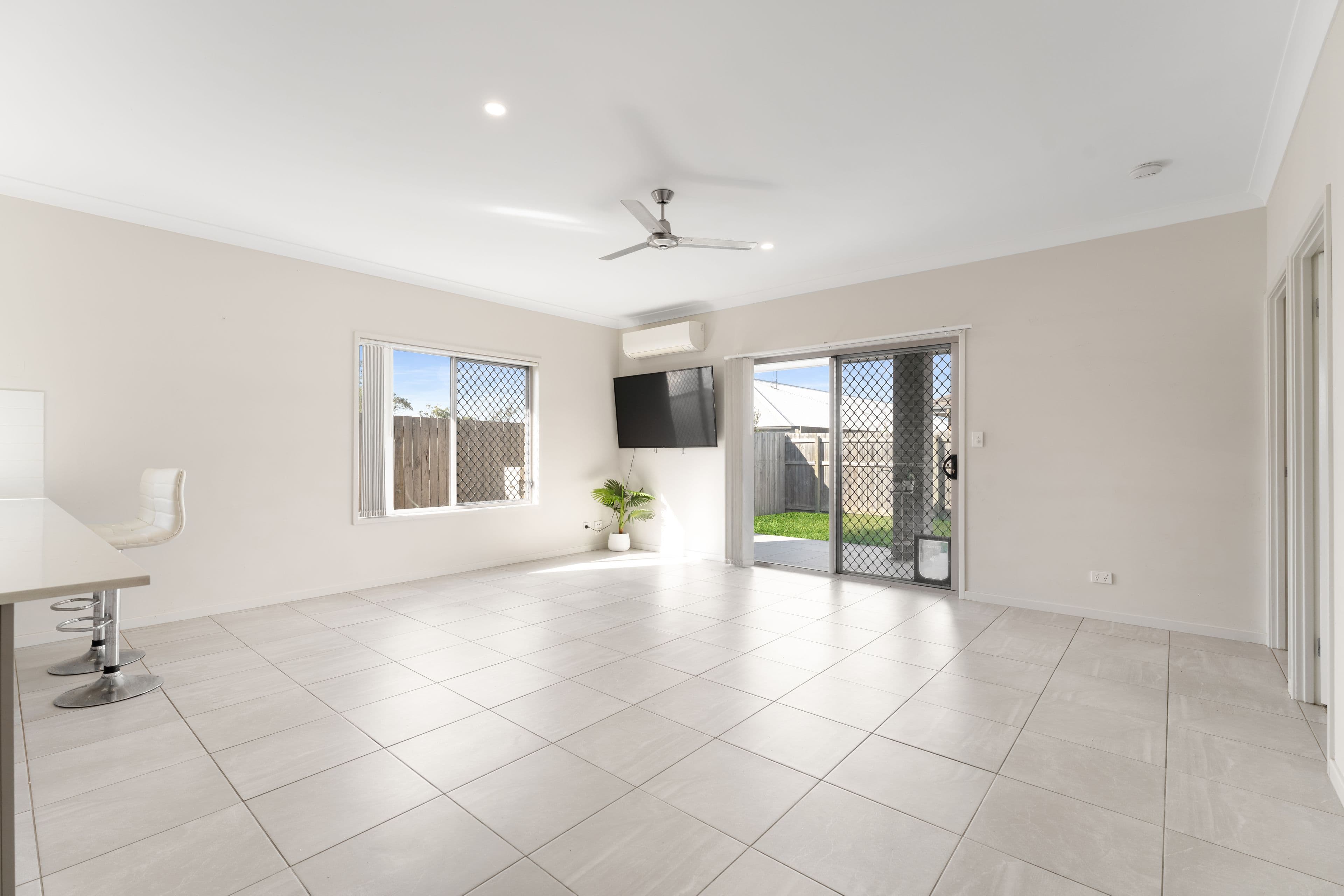 52 Mcgoldrick Street, FLAGSTONE QLD 4280, Flagstone - Thumbnail 6