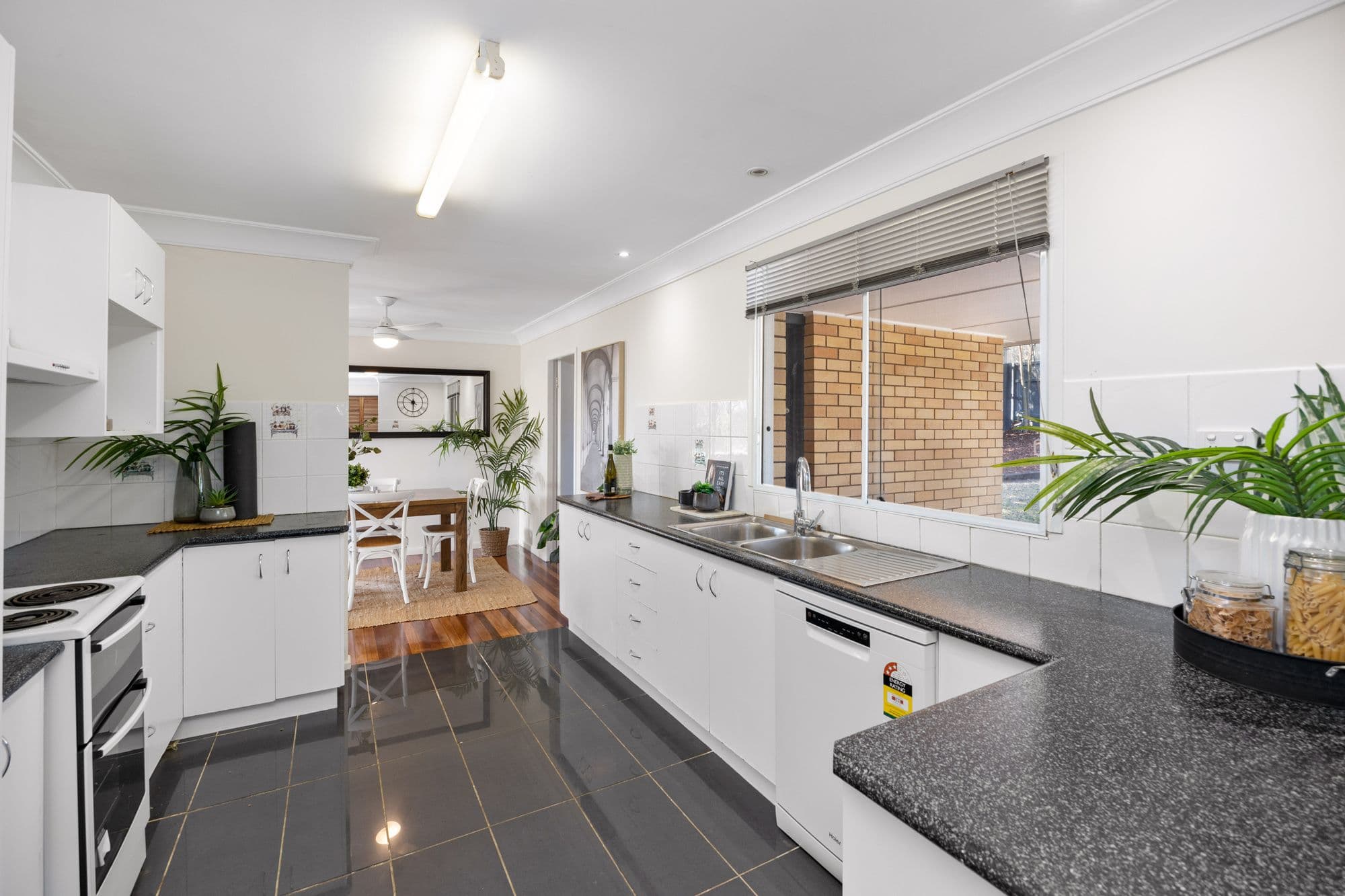 9 Bakewell Street, Mount Gravatt East QLD 4122, Mount Gravatt East - Thumbnail 6