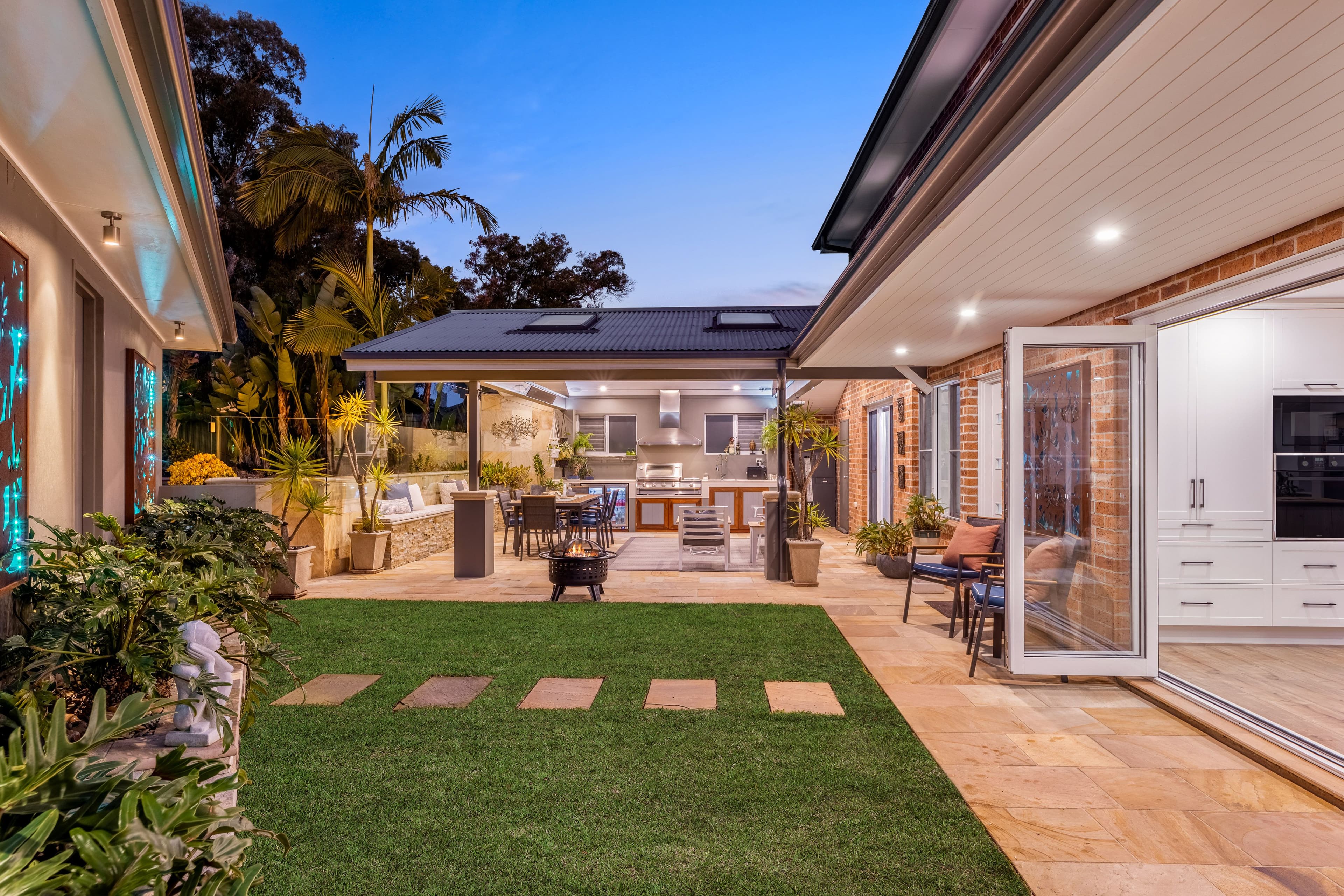 41 Redman Avenue, Illawong NSW 2234, Illawong - Thumbnail 2