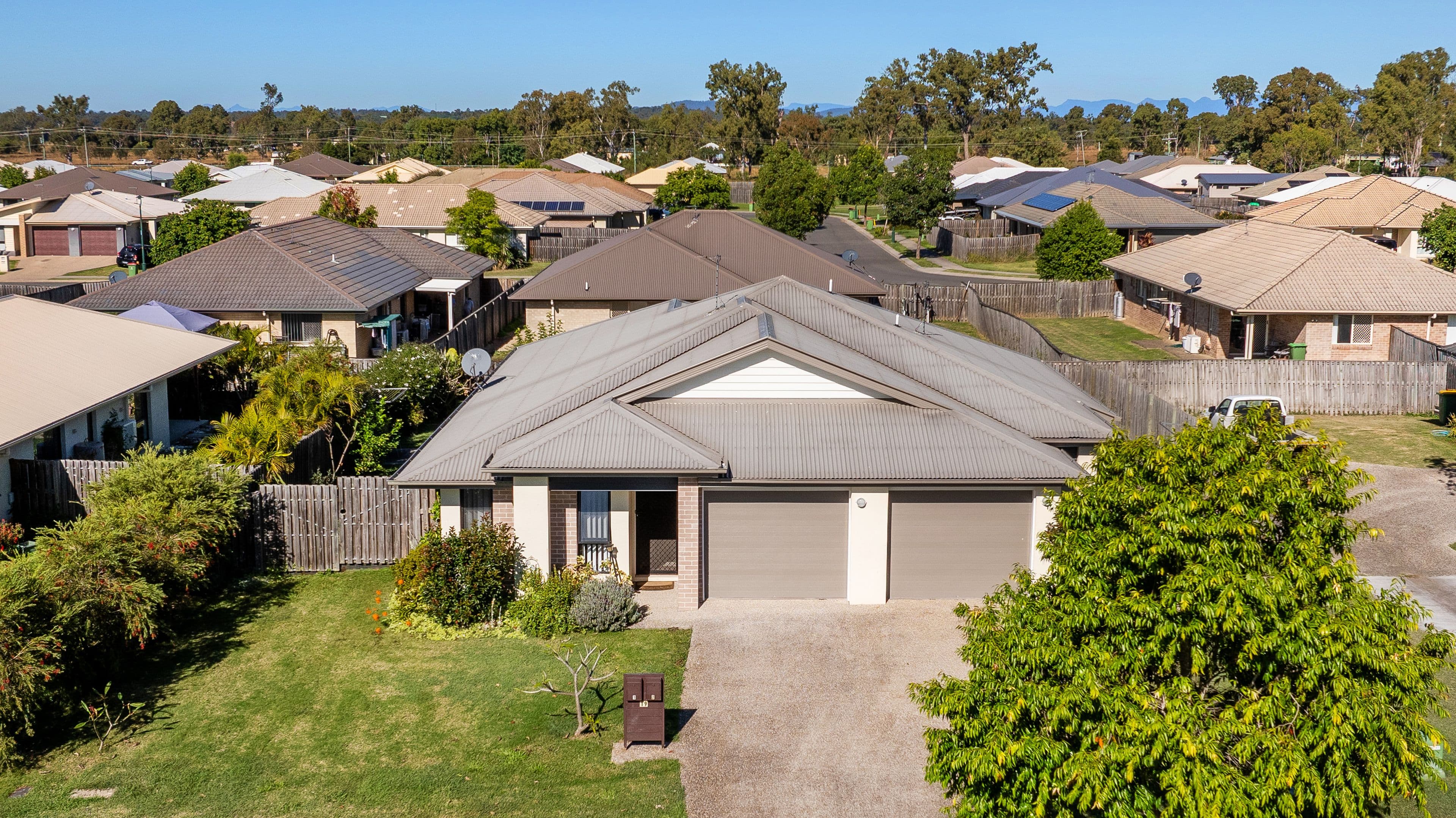 19 Azure Street, Rosewood QLD 4340, Rosewood - Thumbnail 2