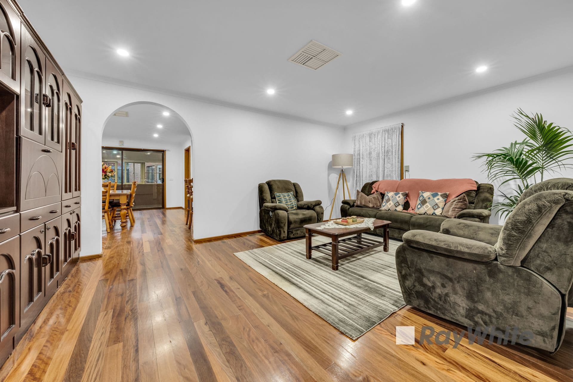 17 Hinrichsen Drive, Hallam VIC 3803, Hallam - Thumbnail 2