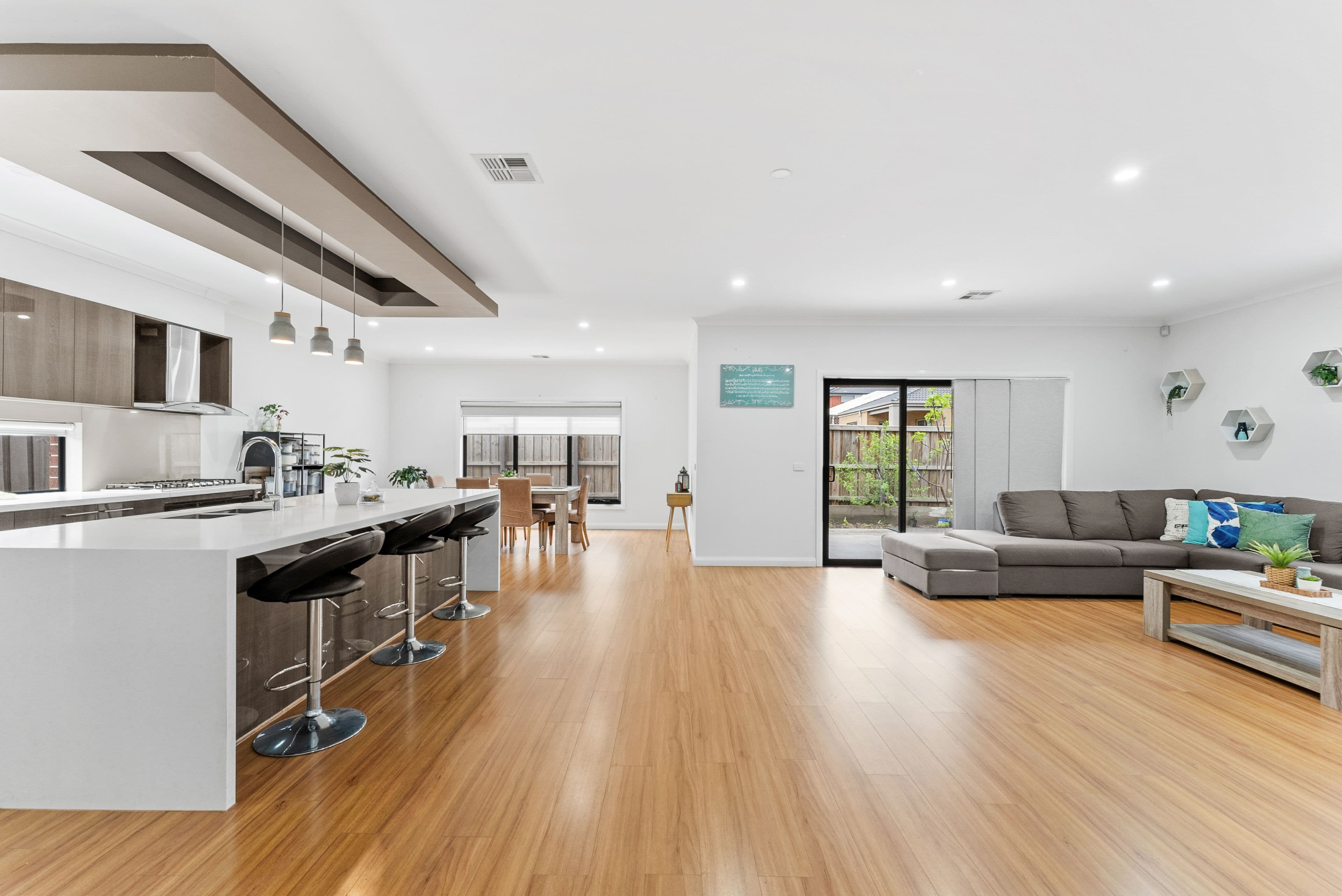 6 Wimmera Crescent, Wollert VIC 3750, Wollert - Thumbnail 2
