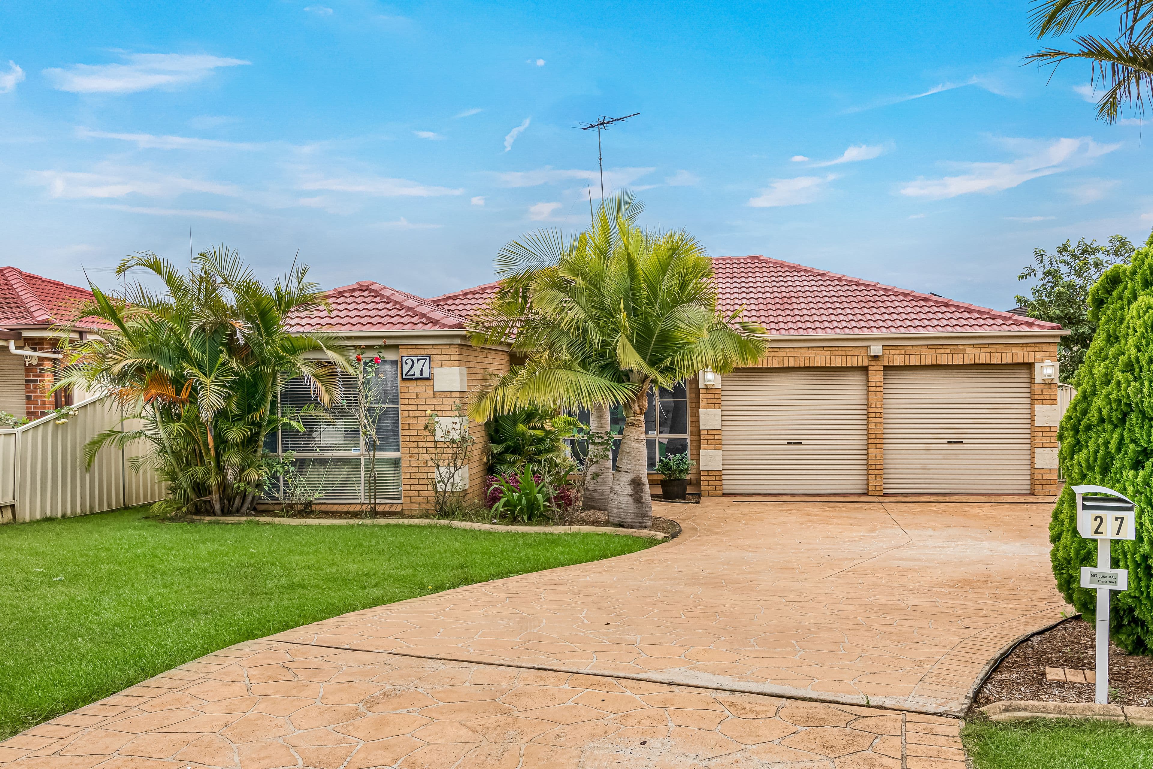 27 Lismore Street, Hoxton Park NSW 2171, Hoxton Park - Image 1