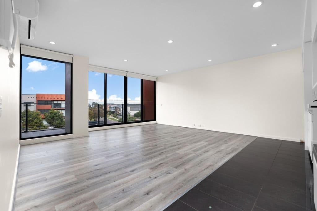 50 Catamaran Drive, Werribee South VIC 3030, Werribee South - Thumbnail 2