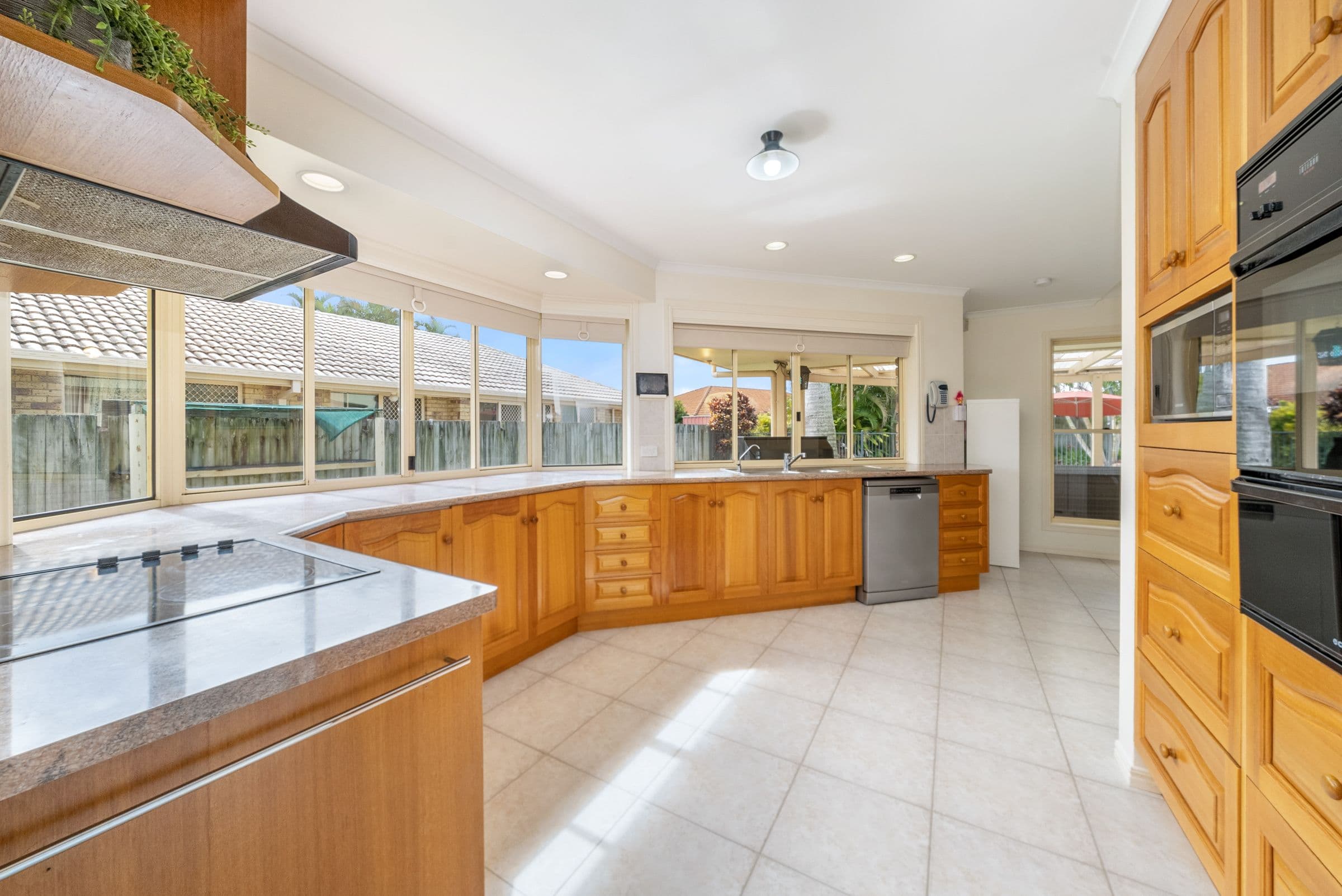 5 Fernan Court, Murrumba Downs QLD 4503, Murrumba Downs - Thumbnail 3