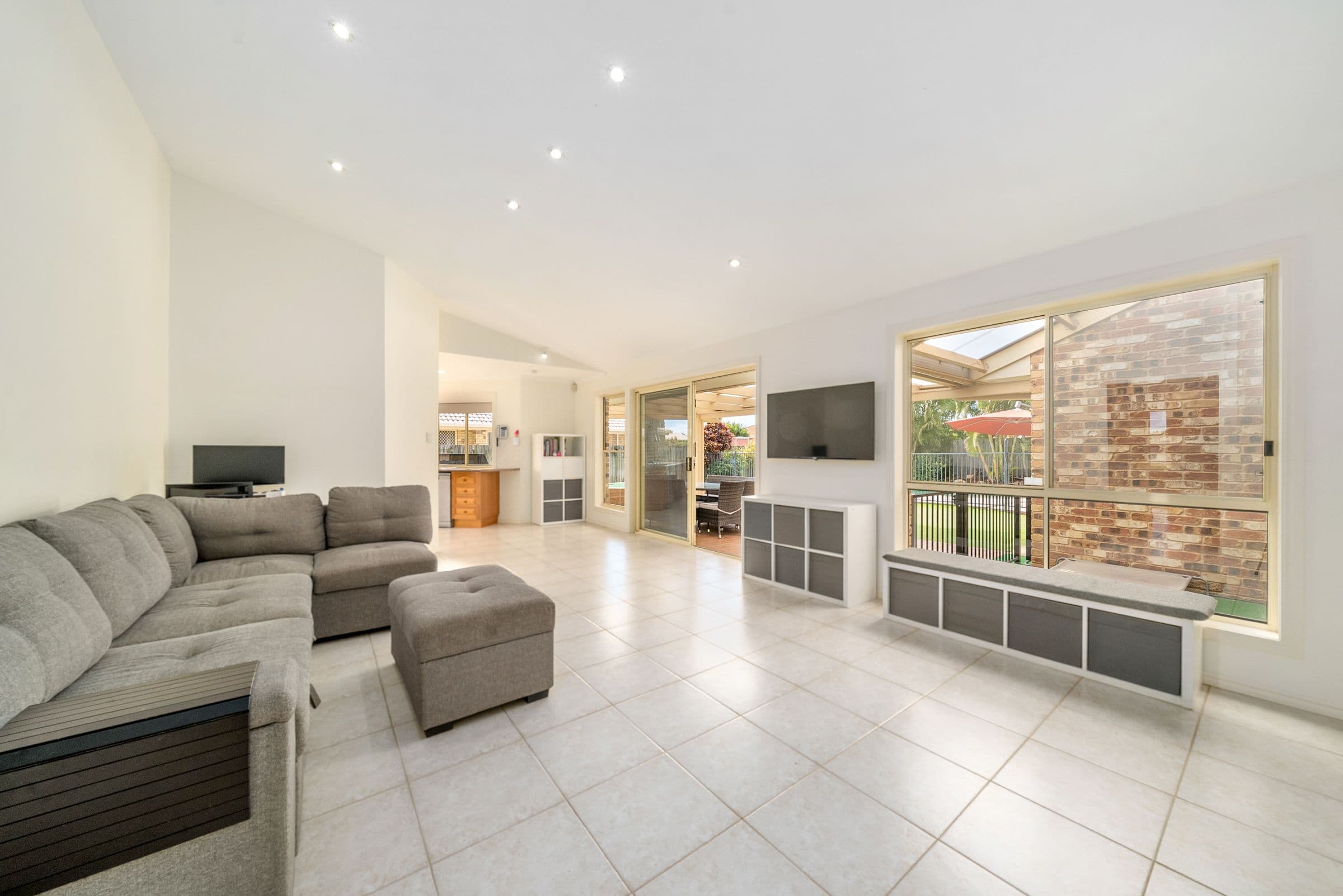 5 Fernan Court, Murrumba Downs QLD 4503, Murrumba Downs - Thumbnail 5
