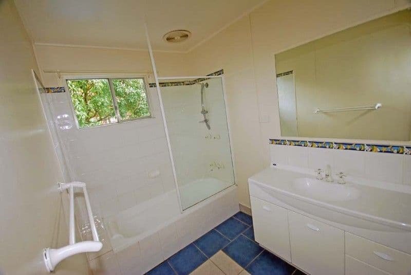 1 Coolsetti Avenue, YEPPOON QLD 4703, Yeppoon - Thumbnail 4