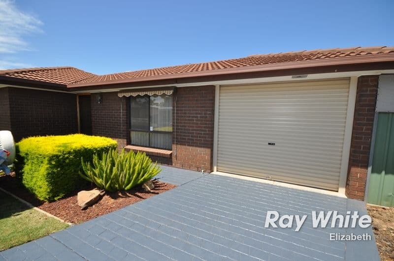 5 Oslo Court, CRAIGMORE SA 5114, Craigmore - Thumbnail 2