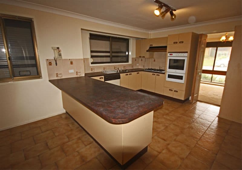 28 Sapphire Place, EAGLE VALE NSW 2558, Eagle Vale - Thumbnail 4