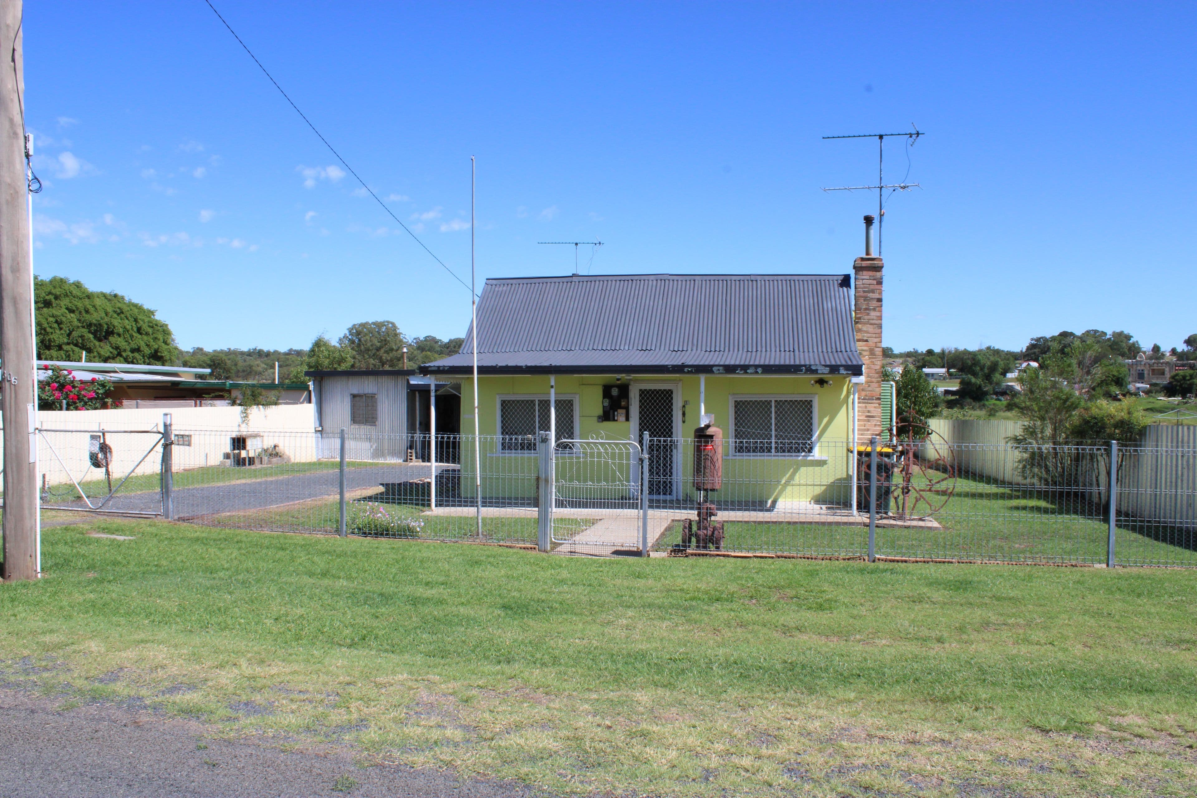 16 Amethyst Street, Tingha NSW 2369, Tingha - Thumbnail 2
