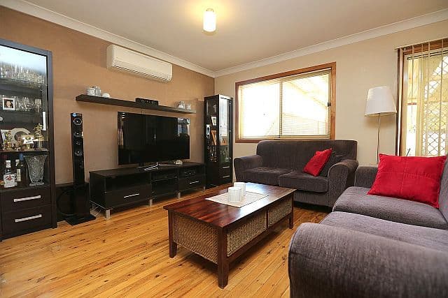 29 Pelman Avenue, GREENACRE NSW 2190, Greenacre - Thumbnail 2