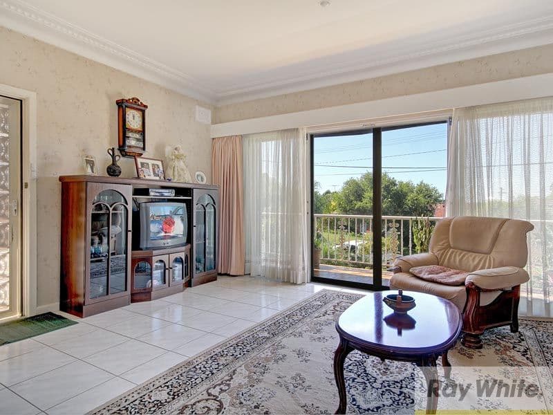 23 Highclere Avenue, BANKSIA NSW 2216, Banksia - Thumbnail 4