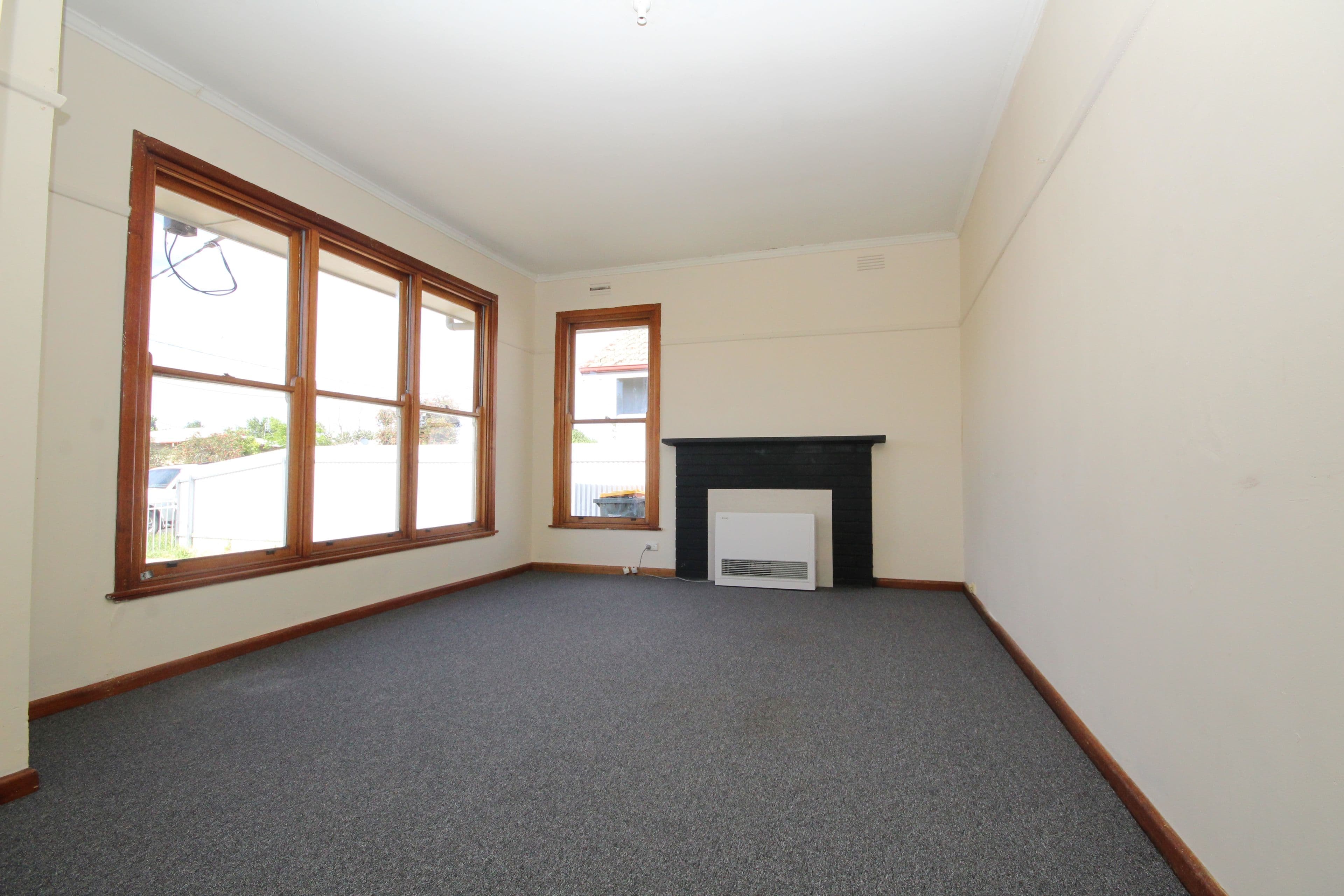 20 Elizabeth Street, Horsham VIC 3400, Horsham - Thumbnail 3