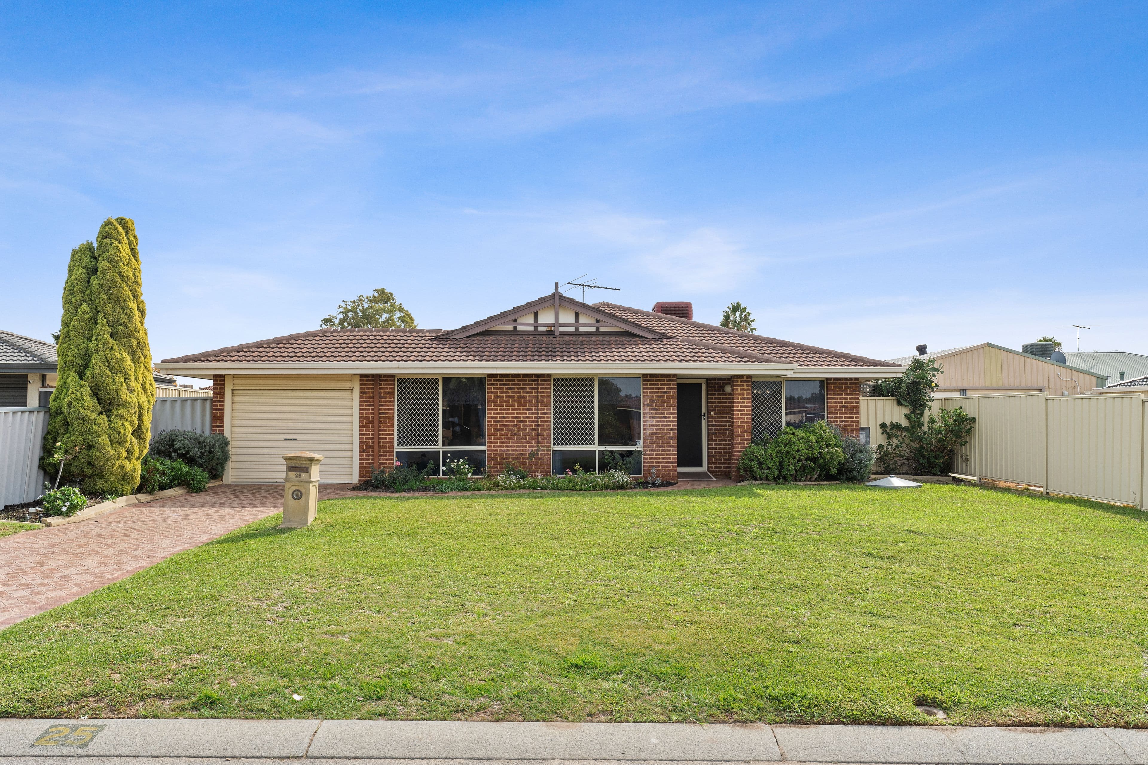 25 Carmody Road, Waikiki WA 6169, Waikiki - Image 1