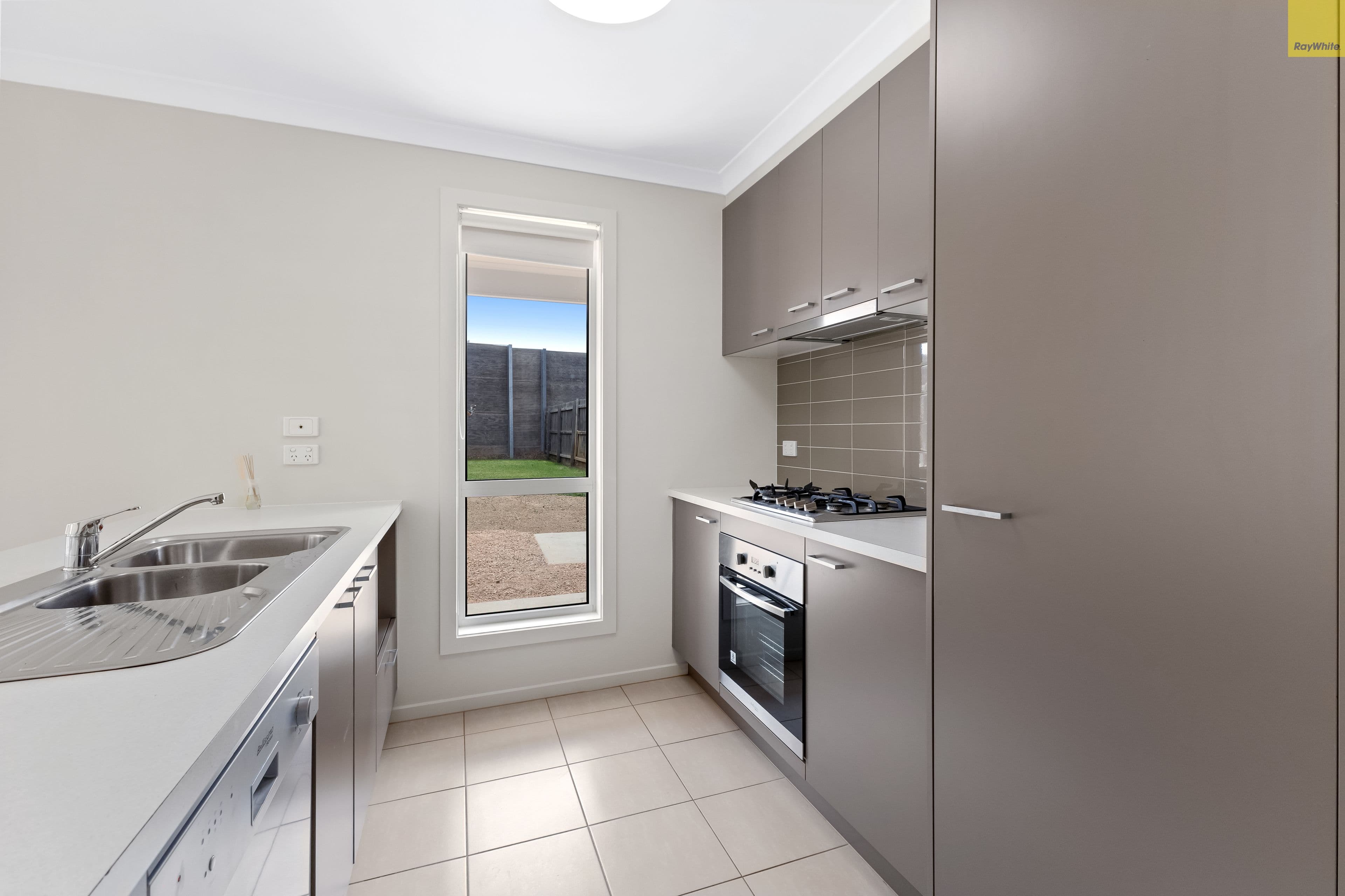 63 Burbidge Drive, Bacchus Marsh VIC 3340, Bacchus Marsh - Thumbnail 4