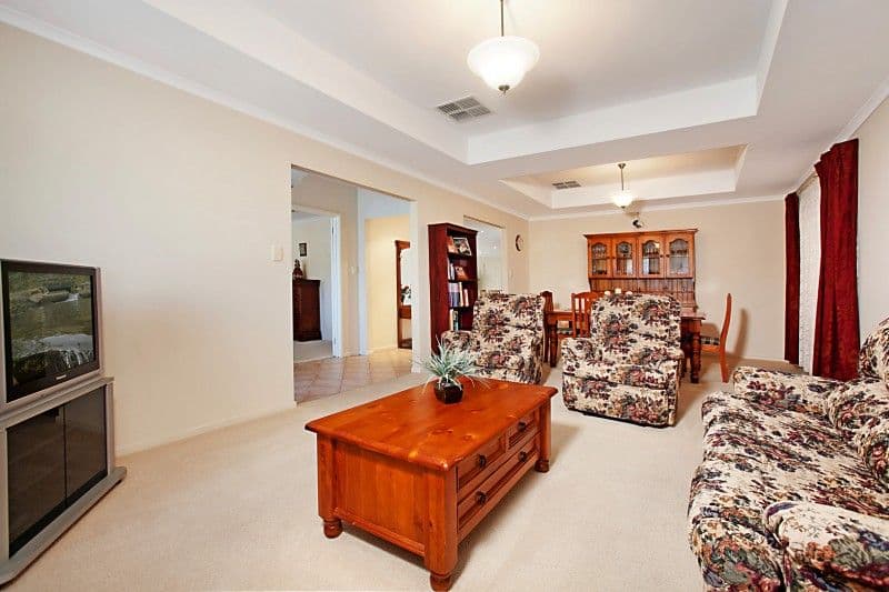 26 Sunset Circuit, WALKLEY HEIGHTS SA 5098, Walkley Heights - Thumbnail 2