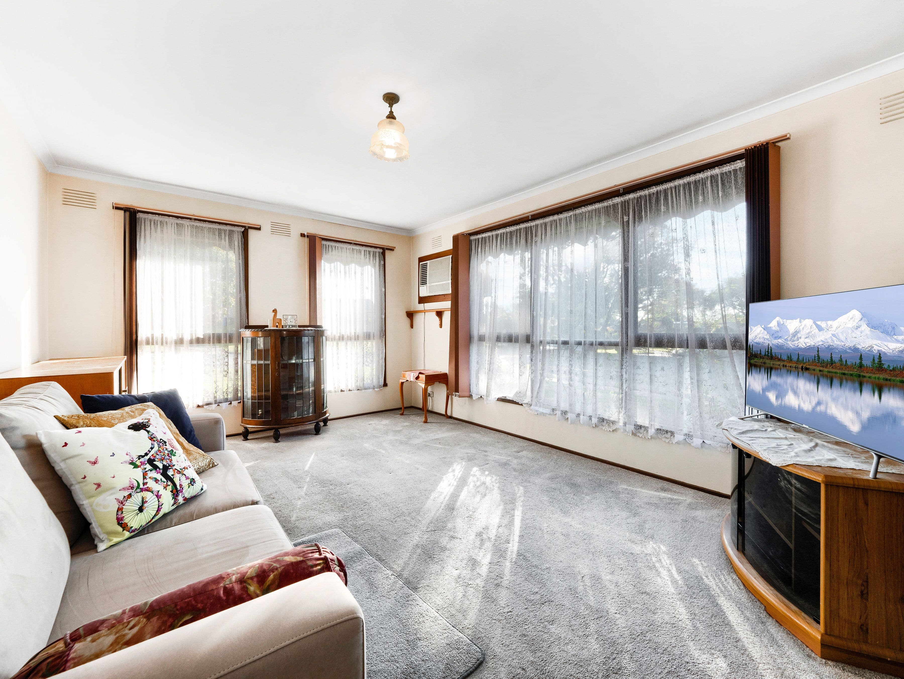 12 Otooles Road, Cranbourne VIC 3977, Cranbourne - Thumbnail 2