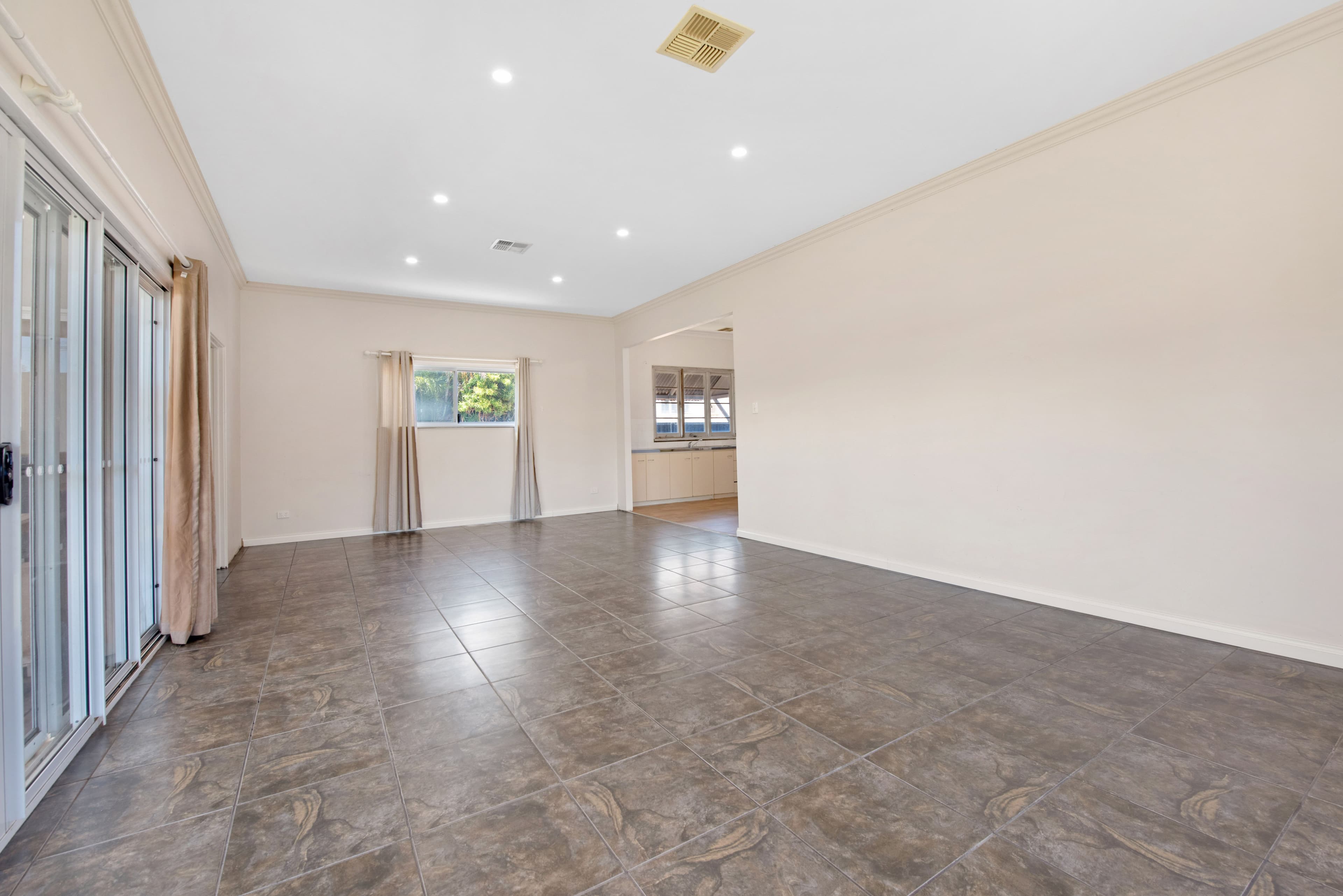 21 Burges Street, Beachlands WA 6530, Beachlands - Thumbnail 6
