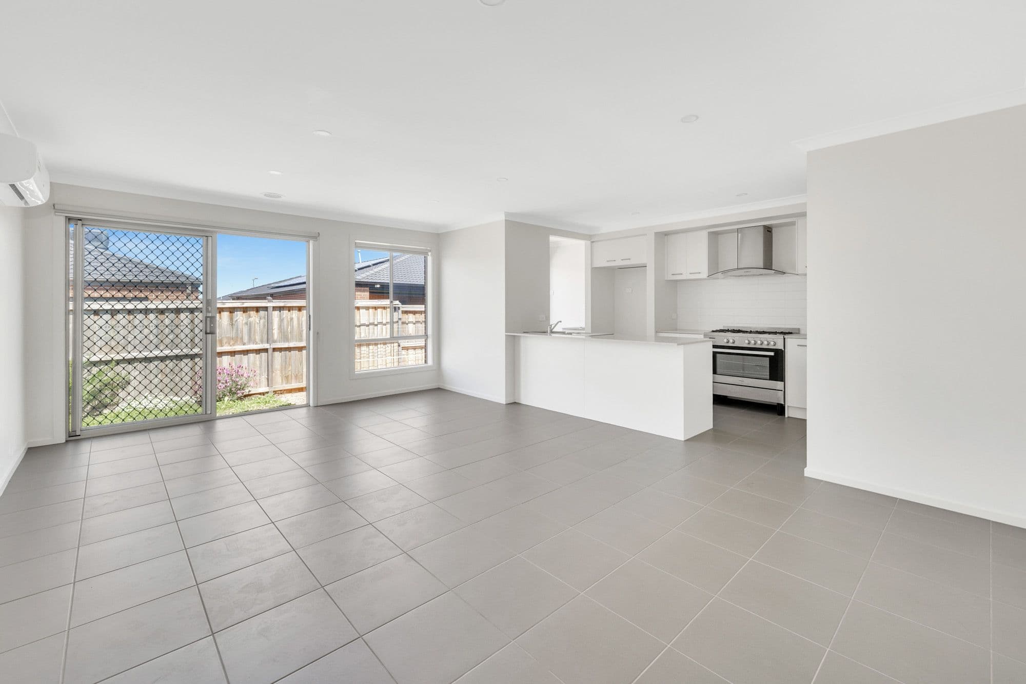 32 Gala Avenue, Wyndham Vale VIC 3024, Wyndham Vale - Thumbnail 4