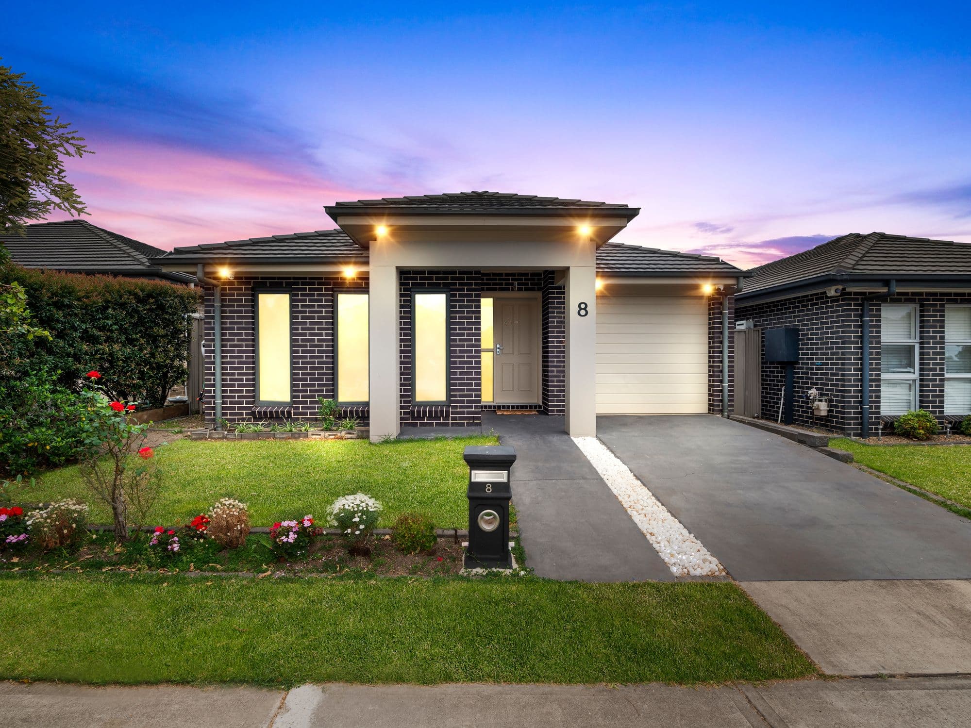 8 Binalong Street, JORDAN SPRINGS NSW 2747, Jordan Springs - Image 1