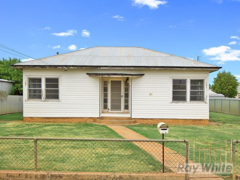 31 Balonne Street, Narrabri NSW 2390, Narrabri - Image 1