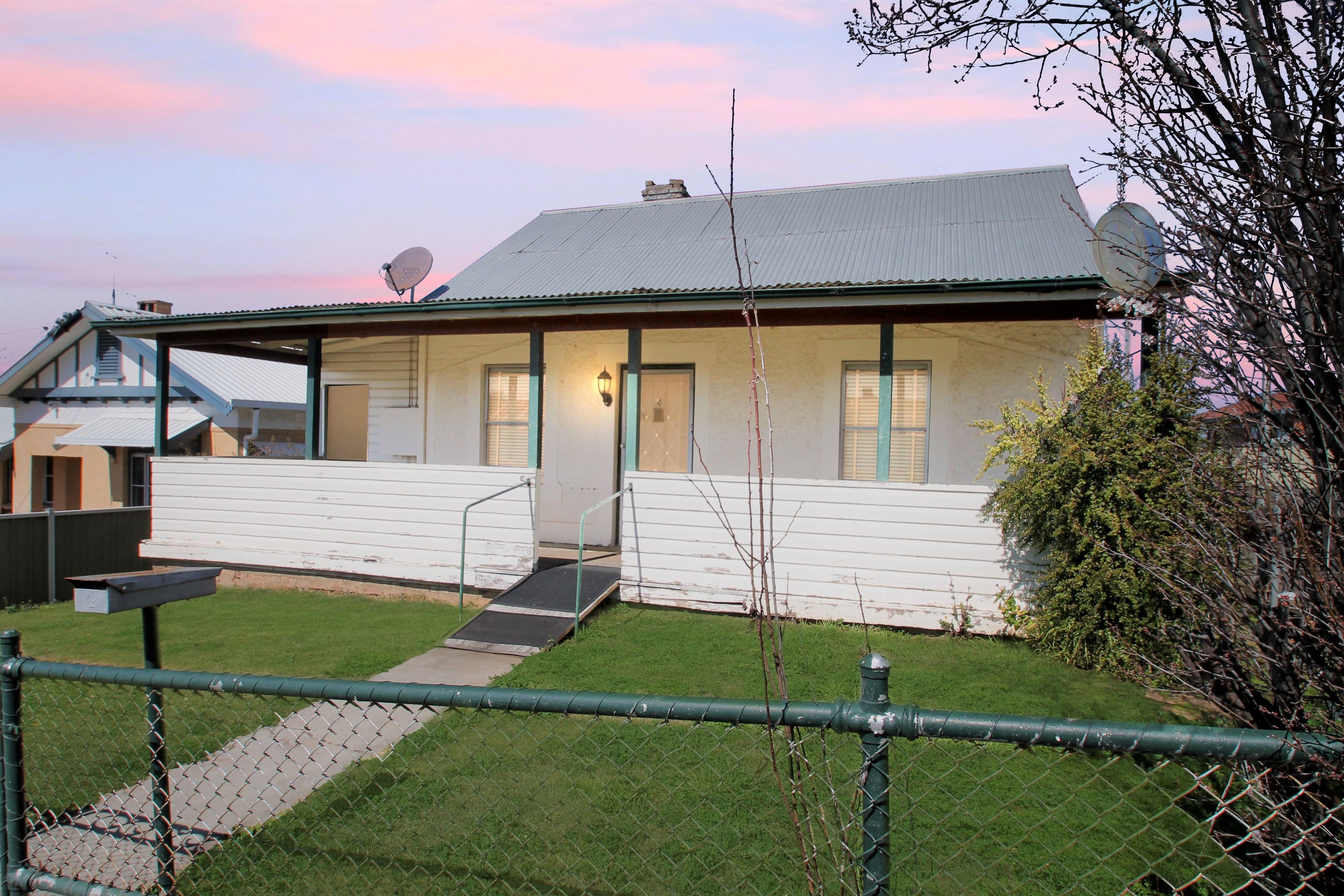 4 Thomas Street, Quirindi NSW 2343, Quirindi - Image 1