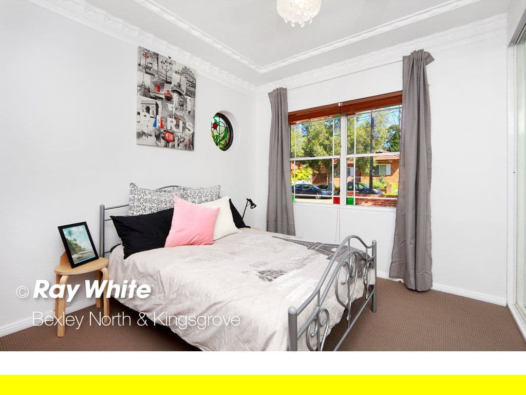 36 Vivienne Street, Kingsgrove NSW 2208, Kingsgrove - Thumbnail 5