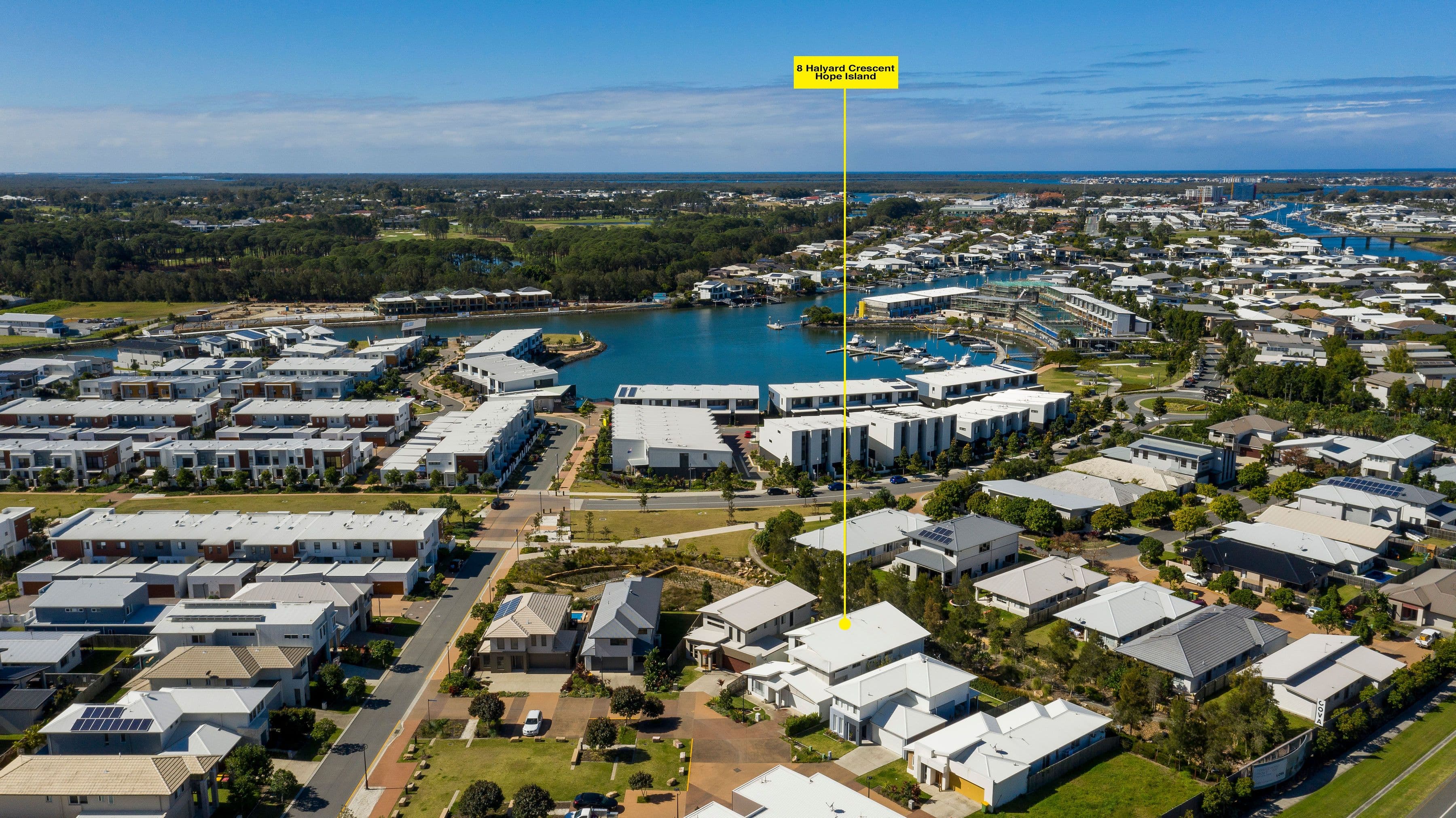 8 Halyard Crescent, Hope Island QLD 4212, Hope Island - Thumbnail 2