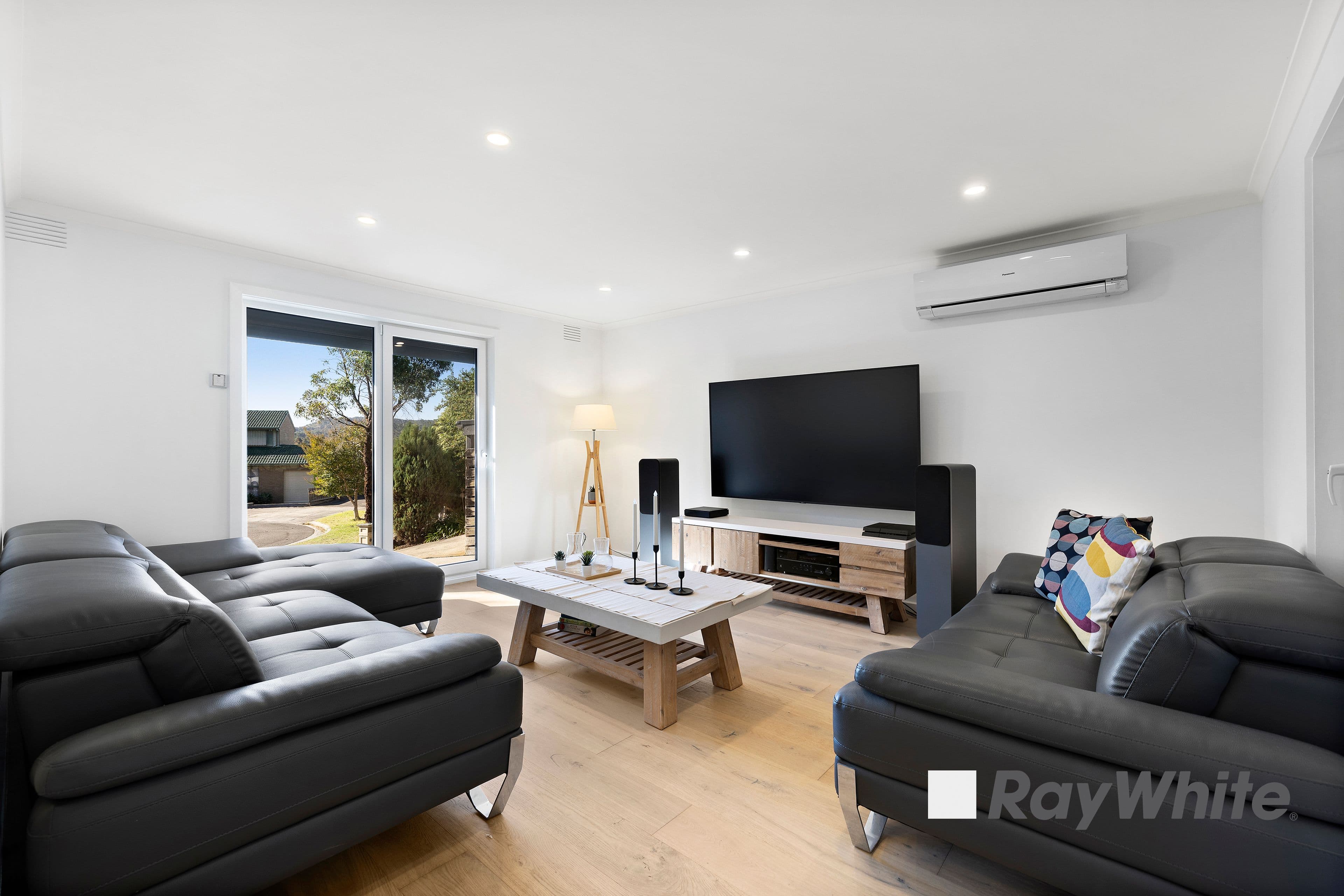 4 Earls Court, Endeavour Hills VIC 3802, Endeavour Hills - Thumbnail 3