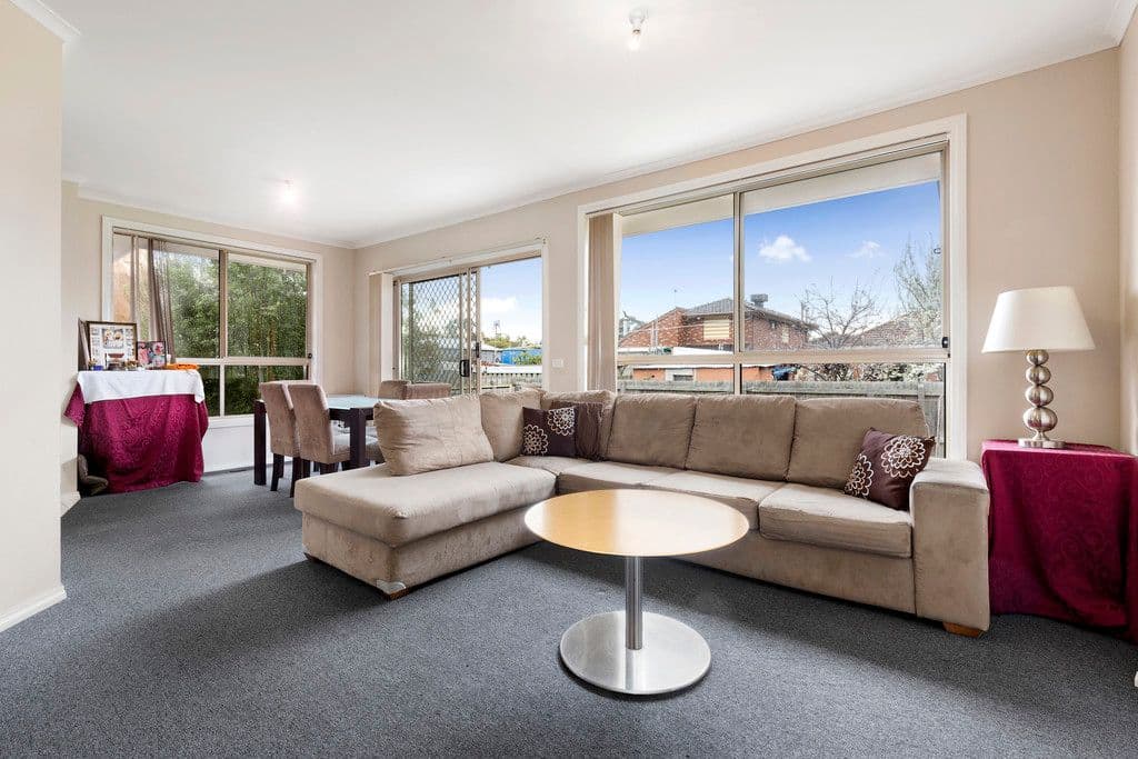 18 Alfred Grove, Oakleigh East VIC 3166, Oakleigh East - Thumbnail 2