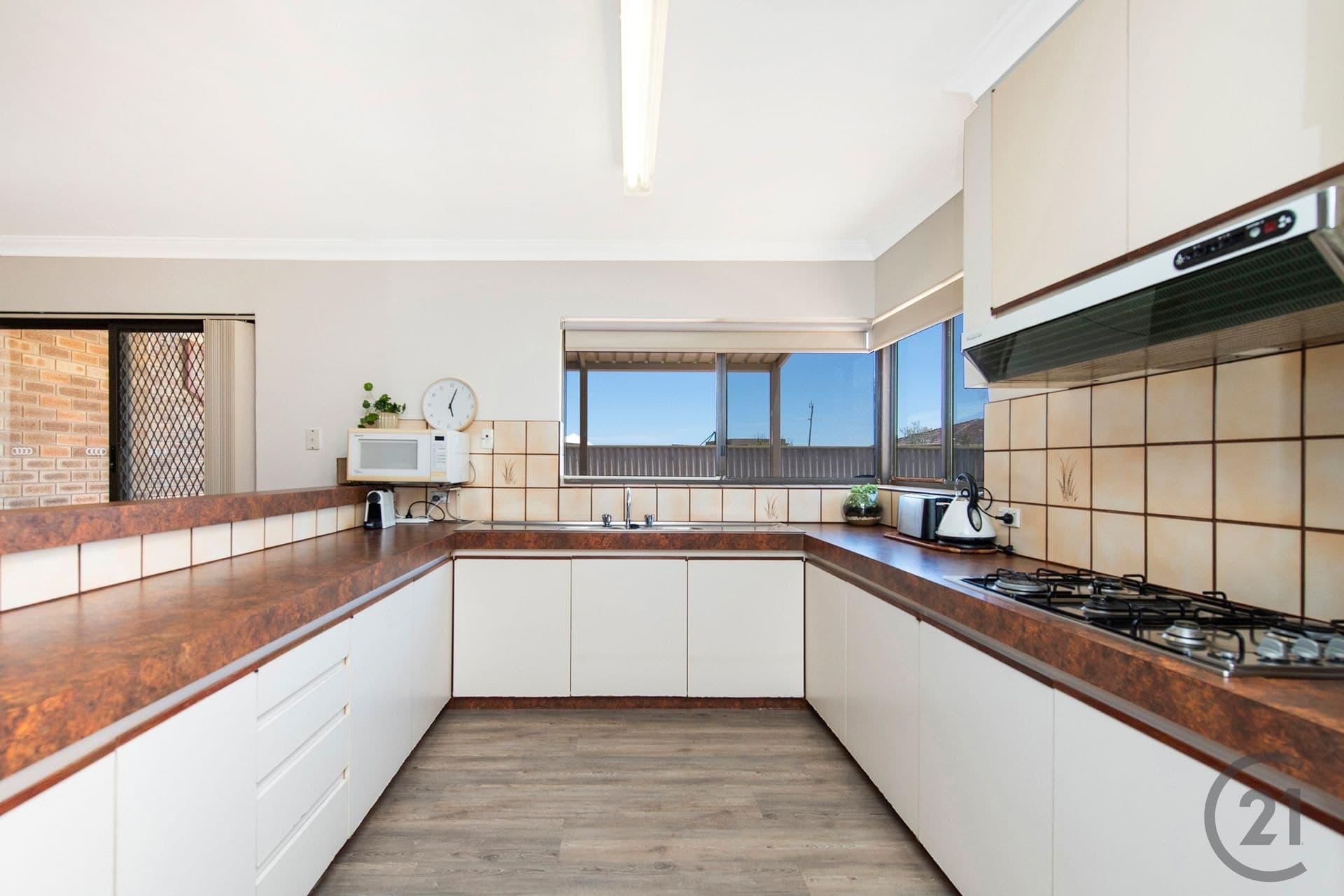 4 Parmelia Way, Madora Bay, WA, 6210, Madora Bay - Thumbnail 8