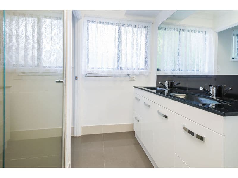 1 Murray Square, Mayfield, Mayfield - Thumbnail 8