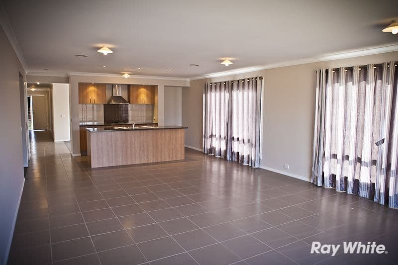 26 Belvedere Crescent, PAKENHAM VIC 3810, Pakenham - Thumbnail 5