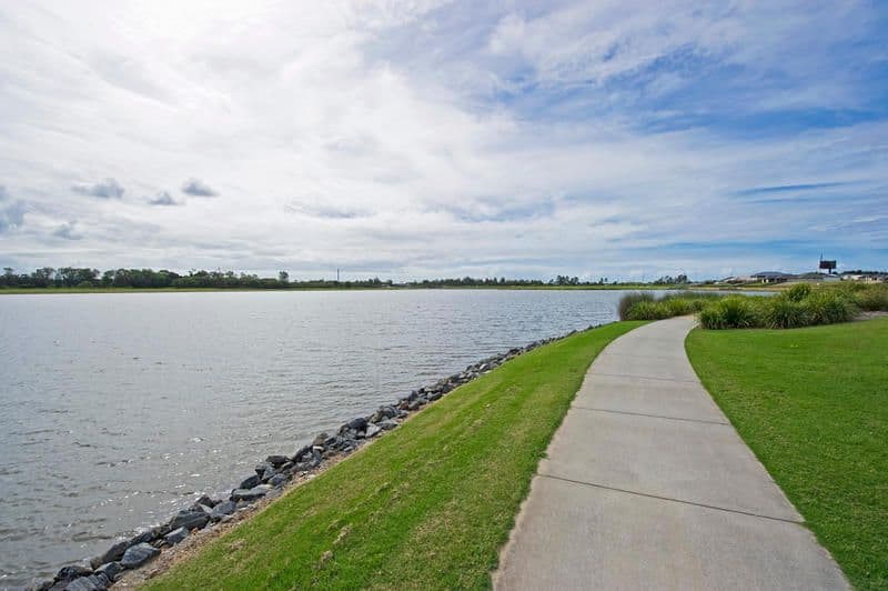 56 Regatta Avenue, OXENFORD QLD 4210, Oxenford - Thumbnail 7