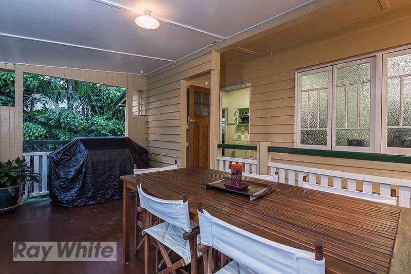 32 Raby Road, COORPAROO QLD 4151, Coorparoo - Thumbnail 5