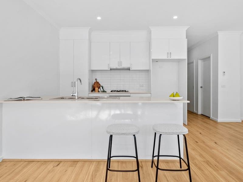 4 Richhaven Place, Epping VIC 3076, Epping - Thumbnail 2