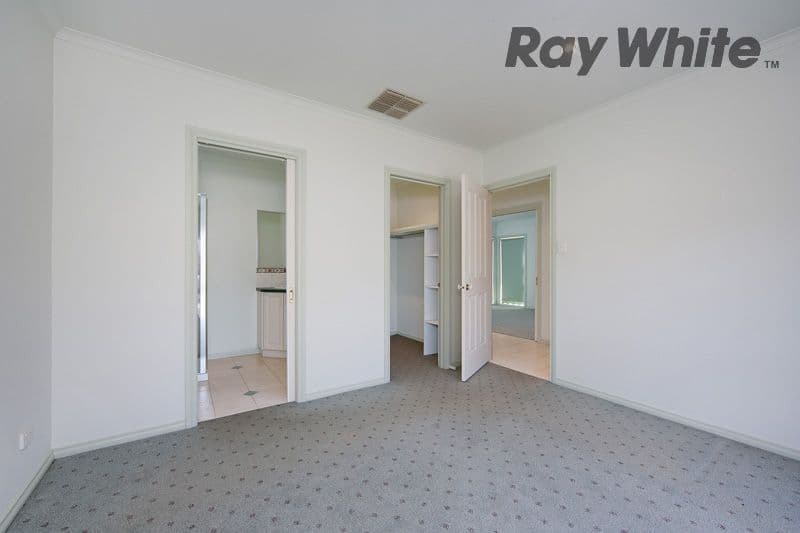 10 Finchley Road, POINT COOK VIC 3030, Point Cook - Thumbnail 4