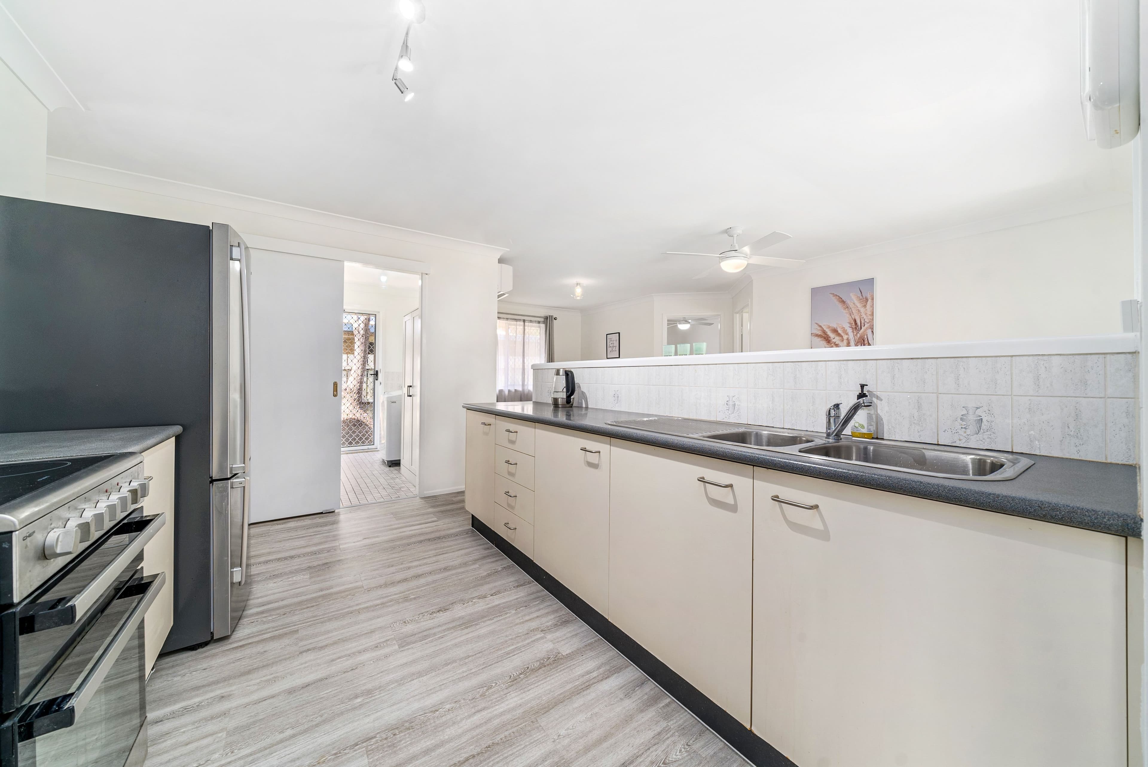 18 Balstrup Road, Kallangur QLD 4503, Kallangur - Thumbnail 4