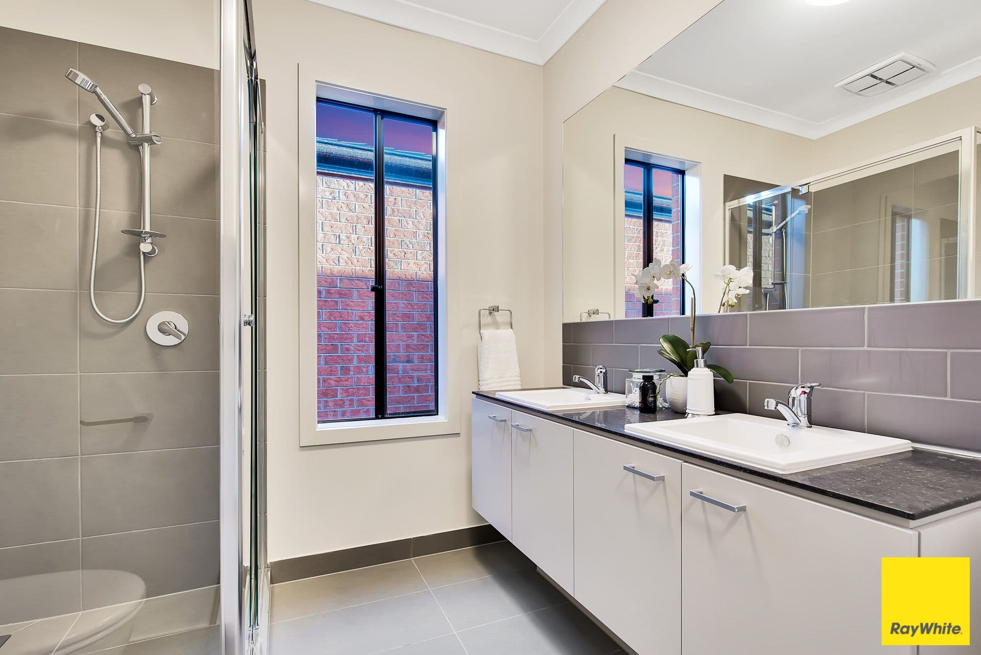 12 Allerby Crescent, MICKLEHAM VIC 3064, Mickleham - Thumbnail 4
