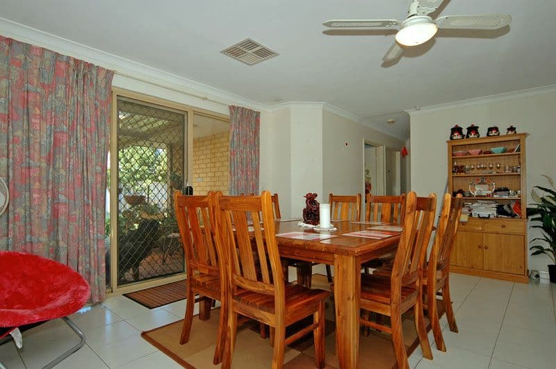 2 Ivythorne Grove, KIARA WA 6054, Kiara - Thumbnail 6