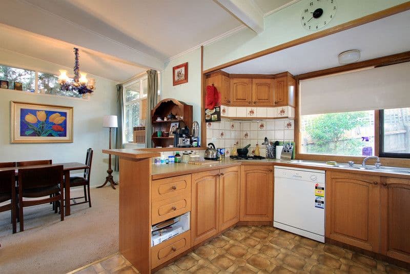 14 Allison Crescent, LILYDALE VIC 3140, Lilydale - Thumbnail 3