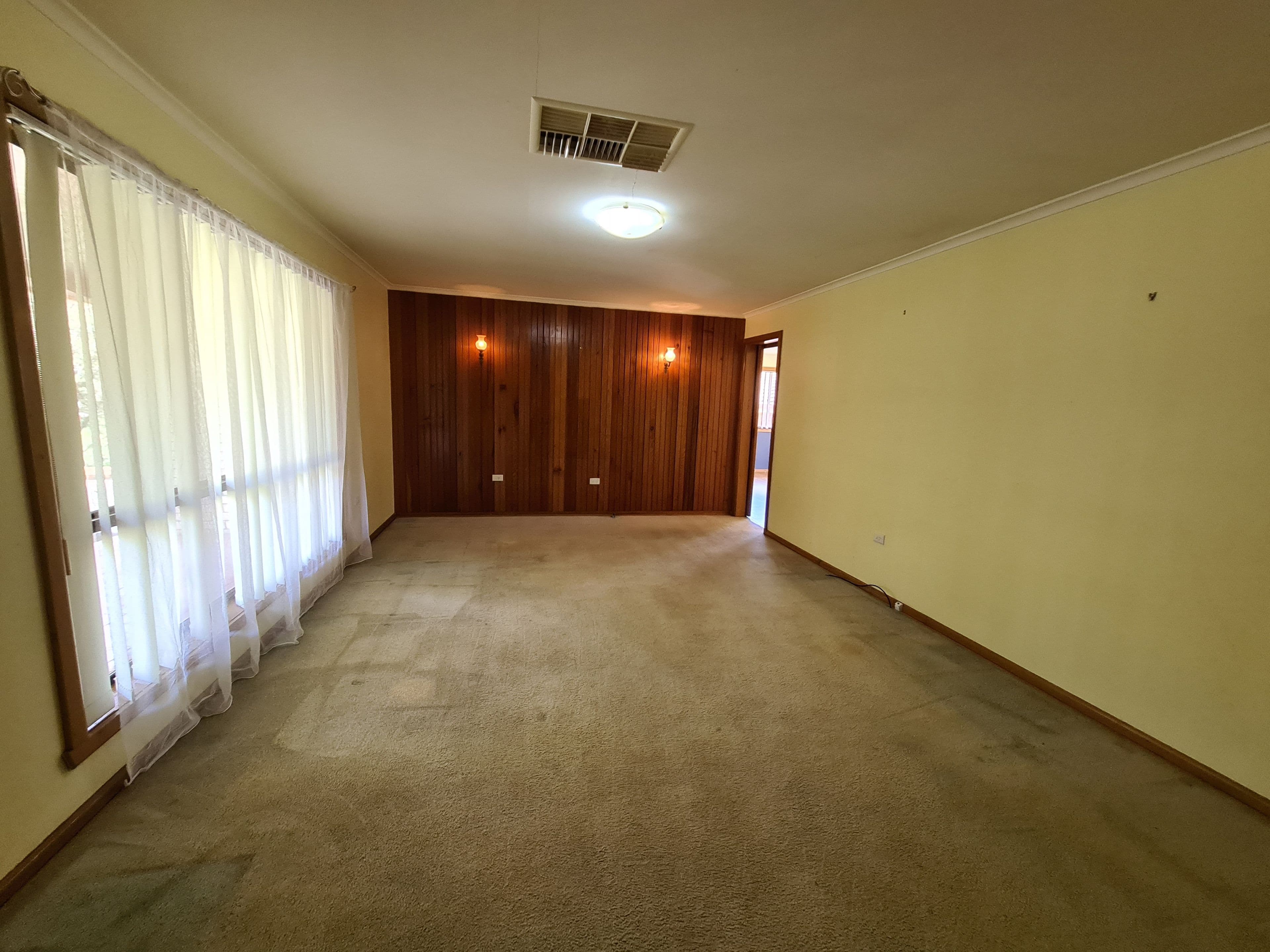 27 Moor Street, Parkes NSW 2870, Parkes - Thumbnail 4