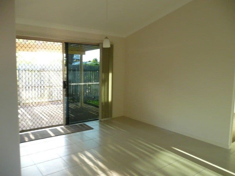 112 McCarthy Street, BUNDABERG QLD 4670, Bundaberg - Thumbnail 4