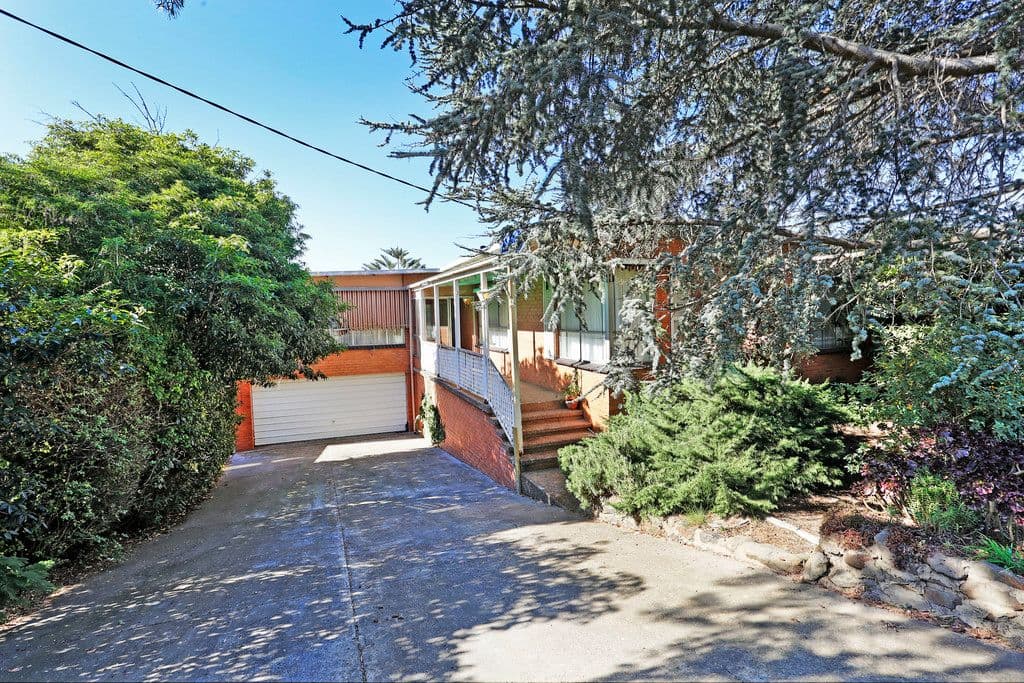 30 Scenic Road, Highton VIC 3216, Highton - Thumbnail 2