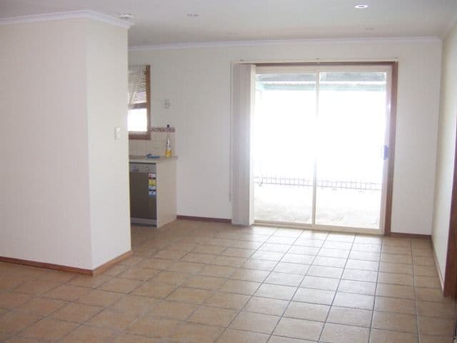 9 Wilson Court, MOUNT BARKER SA 5251, Mount Barker - Thumbnail 3