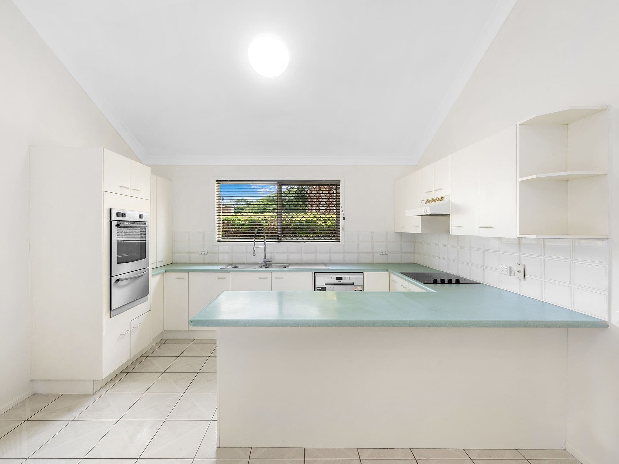 106 Mackay Street, Coorparoo QLD 4151, Coorparoo - Thumbnail 5