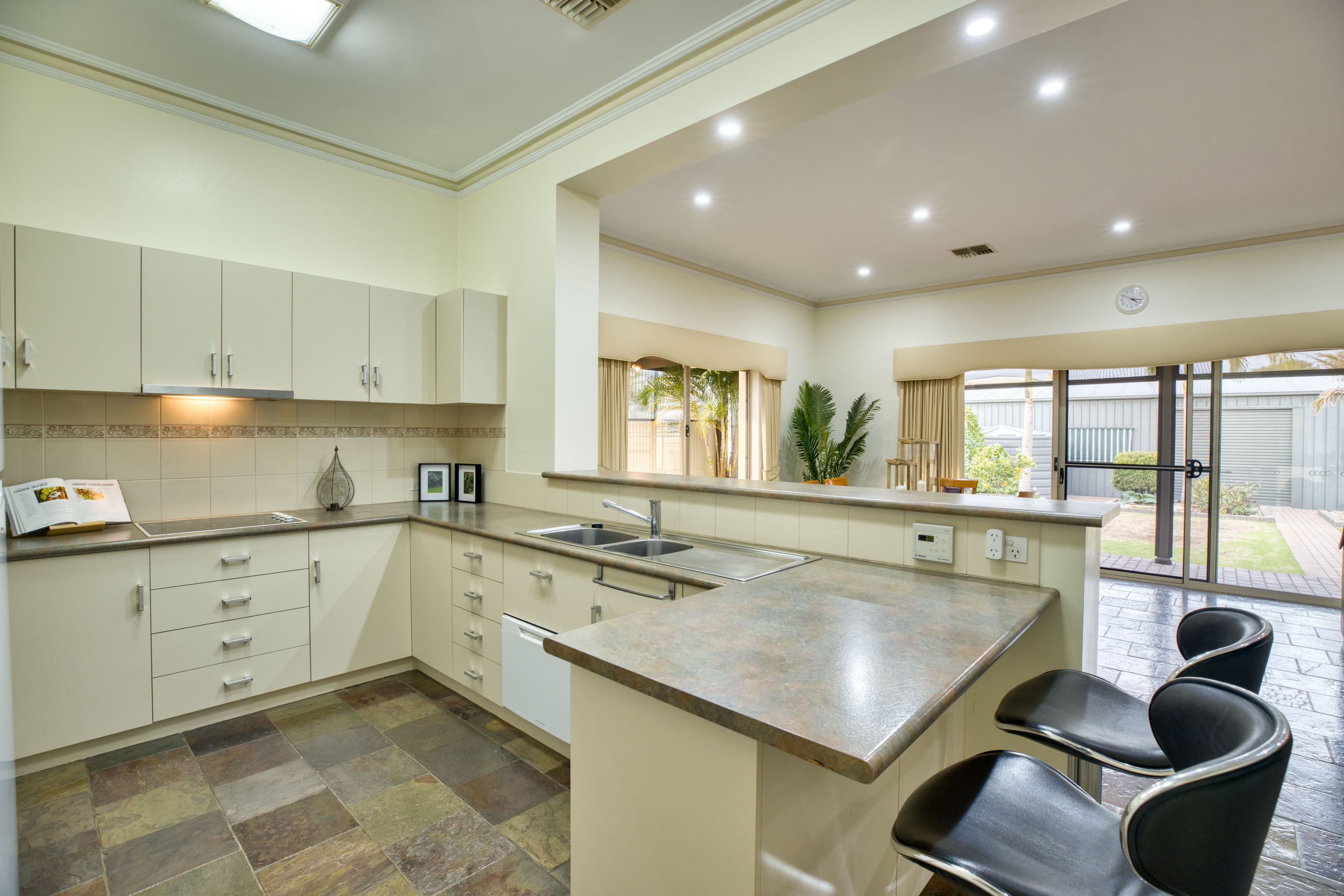 34 Swan Street, Grange SA 5022, Grange - Thumbnail 8