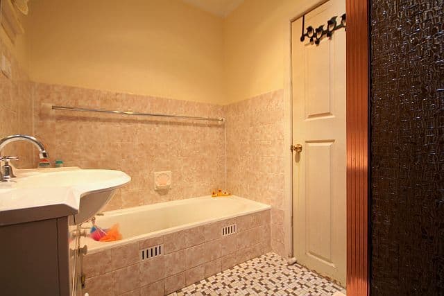 89 Rex Road, GEORGES HALL NSW 2198, Georges Hall - Thumbnail 7