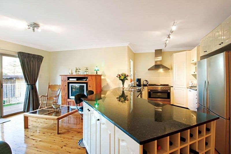 8 Kareela Road, BAULKHAM HILLS NSW 2153, Baulkham Hills - Thumbnail 2