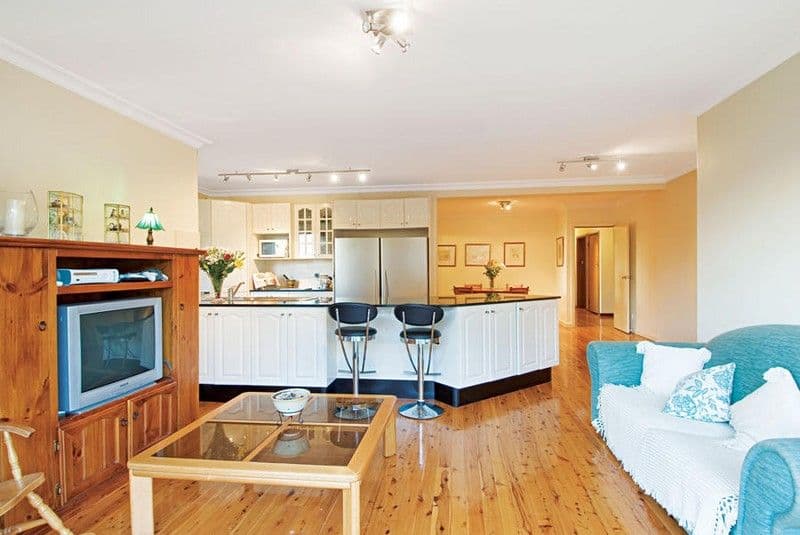8 Kareela Road, BAULKHAM HILLS NSW 2153, Baulkham Hills - Thumbnail 3